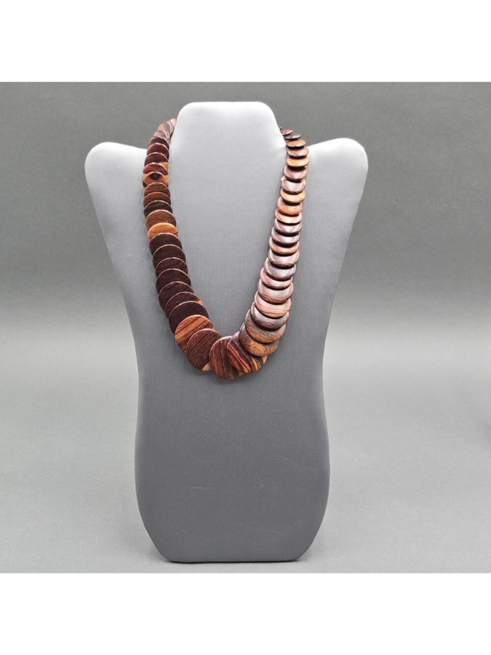 Vintage Rosewood Bead Disc Necklace Graduated Wood Statement 18" - Picture 12 of 12